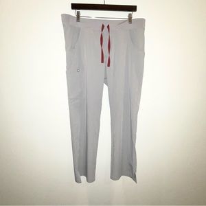 Figs Womens Livingston Basic scrub pants - L Petite